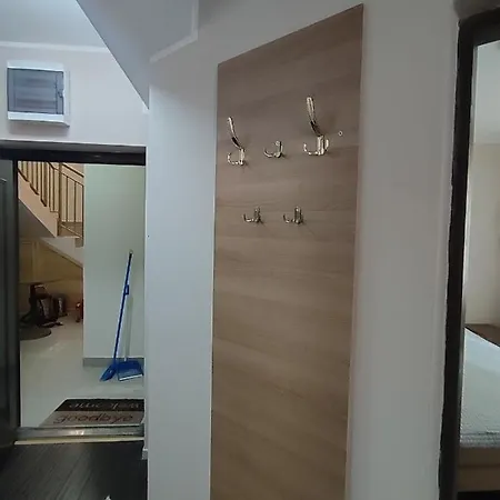 Wega Star Apartment *