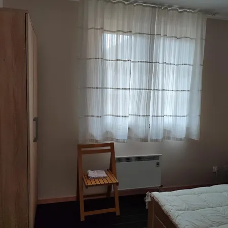 Wega Star Apartman *