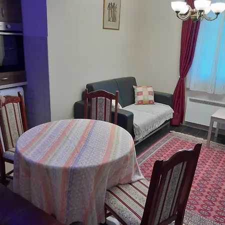 Apartment Wega Star *