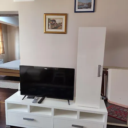 Wega Star Apartman Brzeće