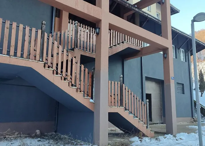 Wega Star Apartman *